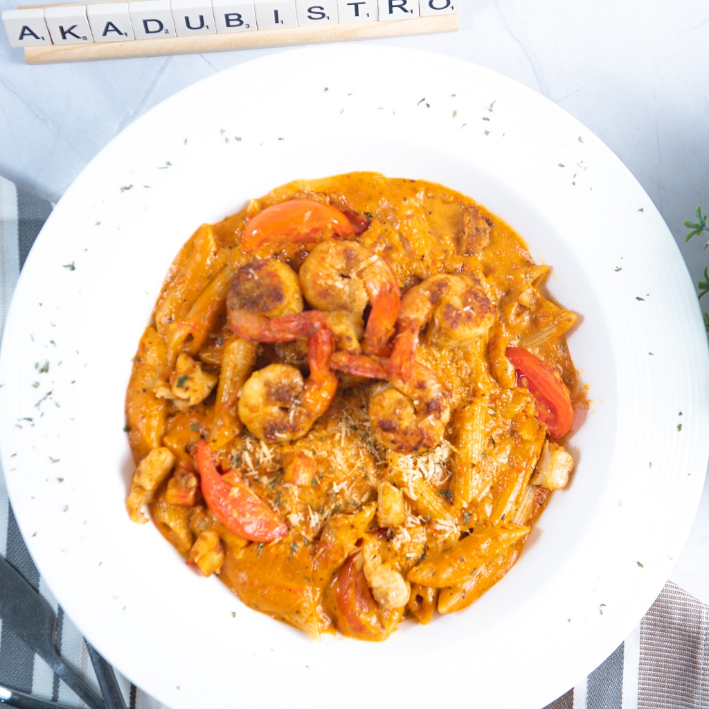 Creamy Tomato Prawn &amp; Chicken Pasta